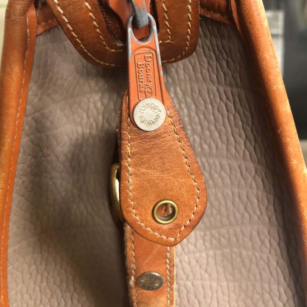 Dooney & Bourke Vintage Pale Lavender Satchel - Picture 6 of 13